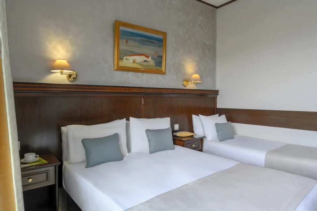 Cote d`Azure Standard Triple Side Sea View